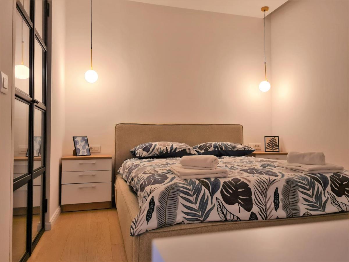 Tom's Luxury Zadar, Branimirova Obala Zadar